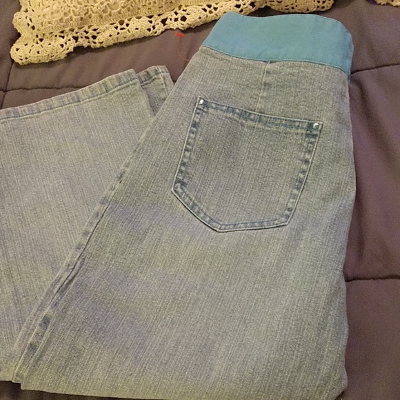 Turquoise Trim Jeans - Picture 3 of 7